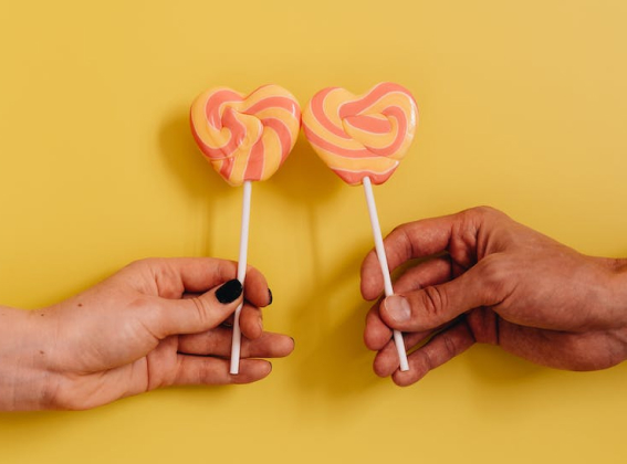 connects with customers